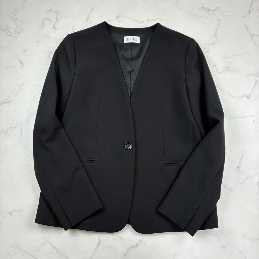 PLST　パンツスーツ　セットアップ　ノーカラージャケットM　パンツL　ブラック