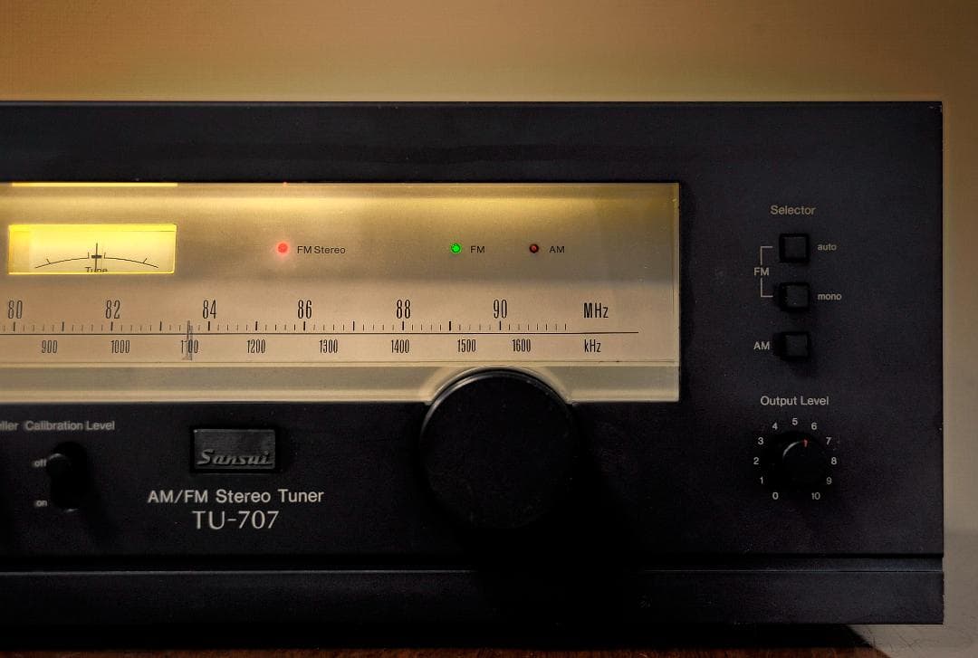 【来る4月計画の福岡分移転のため処分価格】　SANSUI TU-707　♪