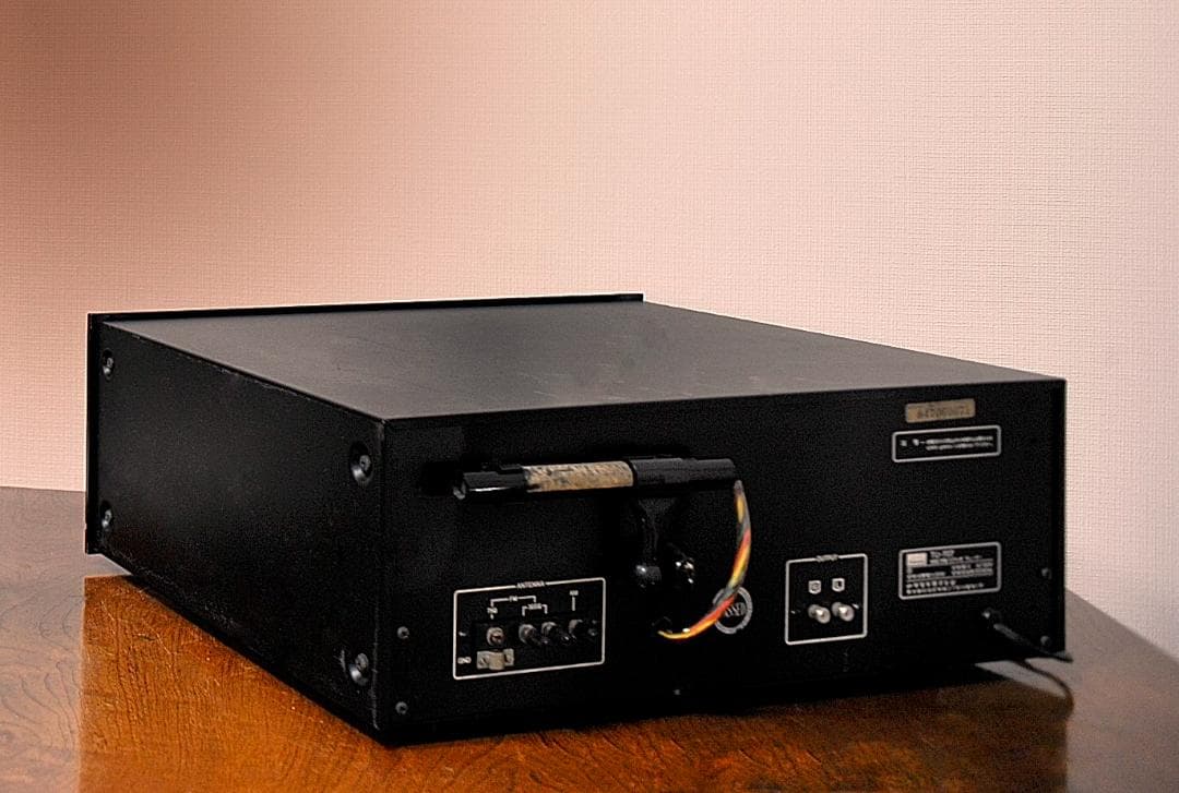 【来る4月計画の福岡分移転のため処分価格】　SANSUI TU-707　♪