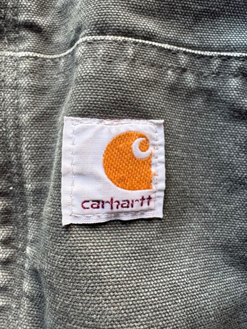 zaiken ページ Carhartt アクティブジャケット　モスグリーン