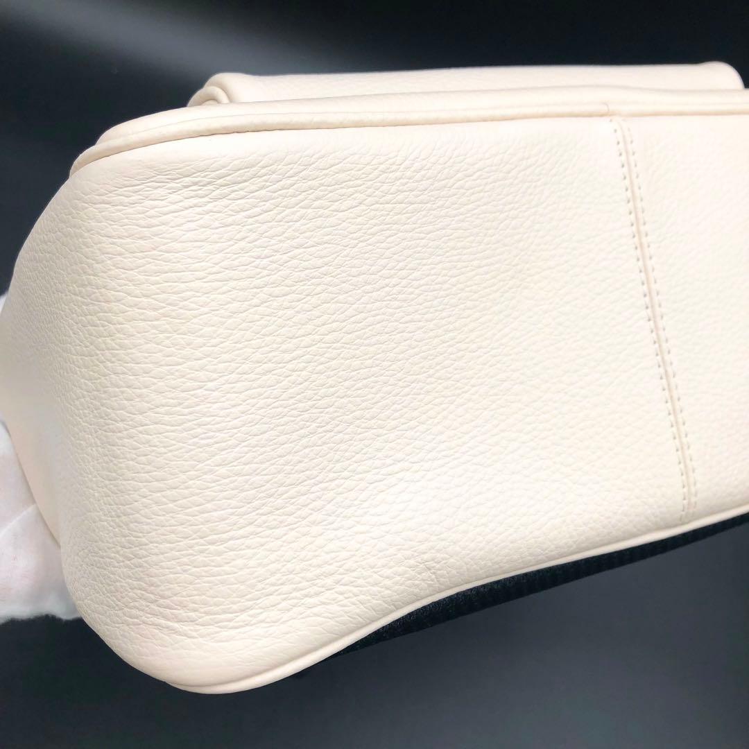 R【新品未使用品】コーチ　COACH ベージュ　レザーリュック