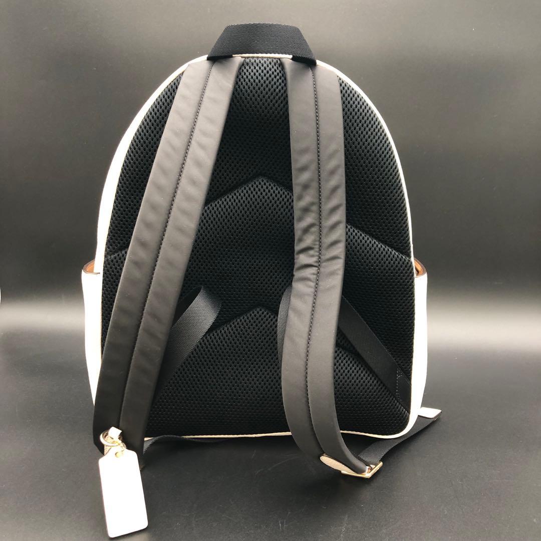 R【新品未使用品】コーチ　COACH ベージュ　レザーリュック