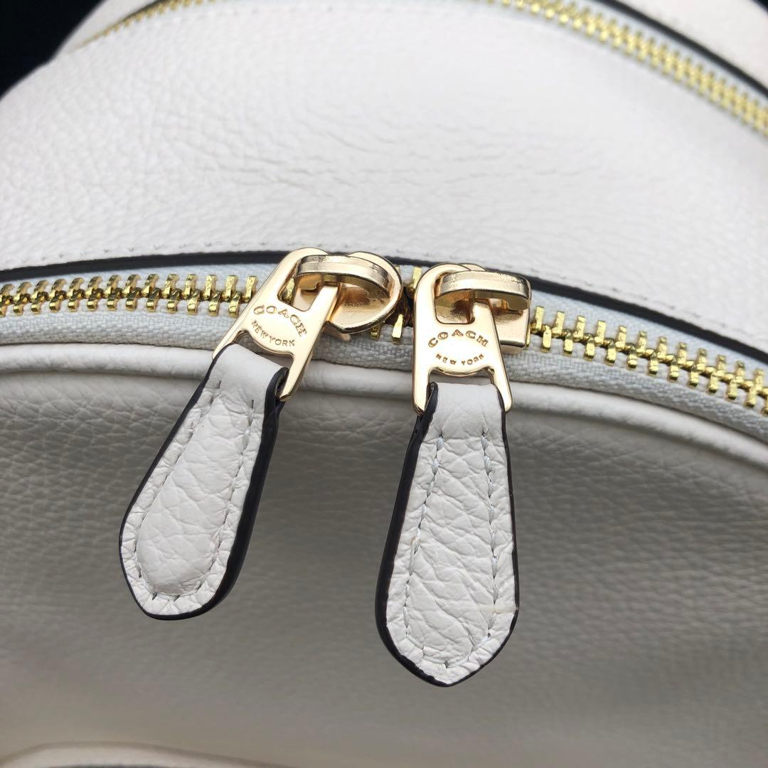 R【新品未使用品】コーチ　COACH ベージュ　レザーリュック