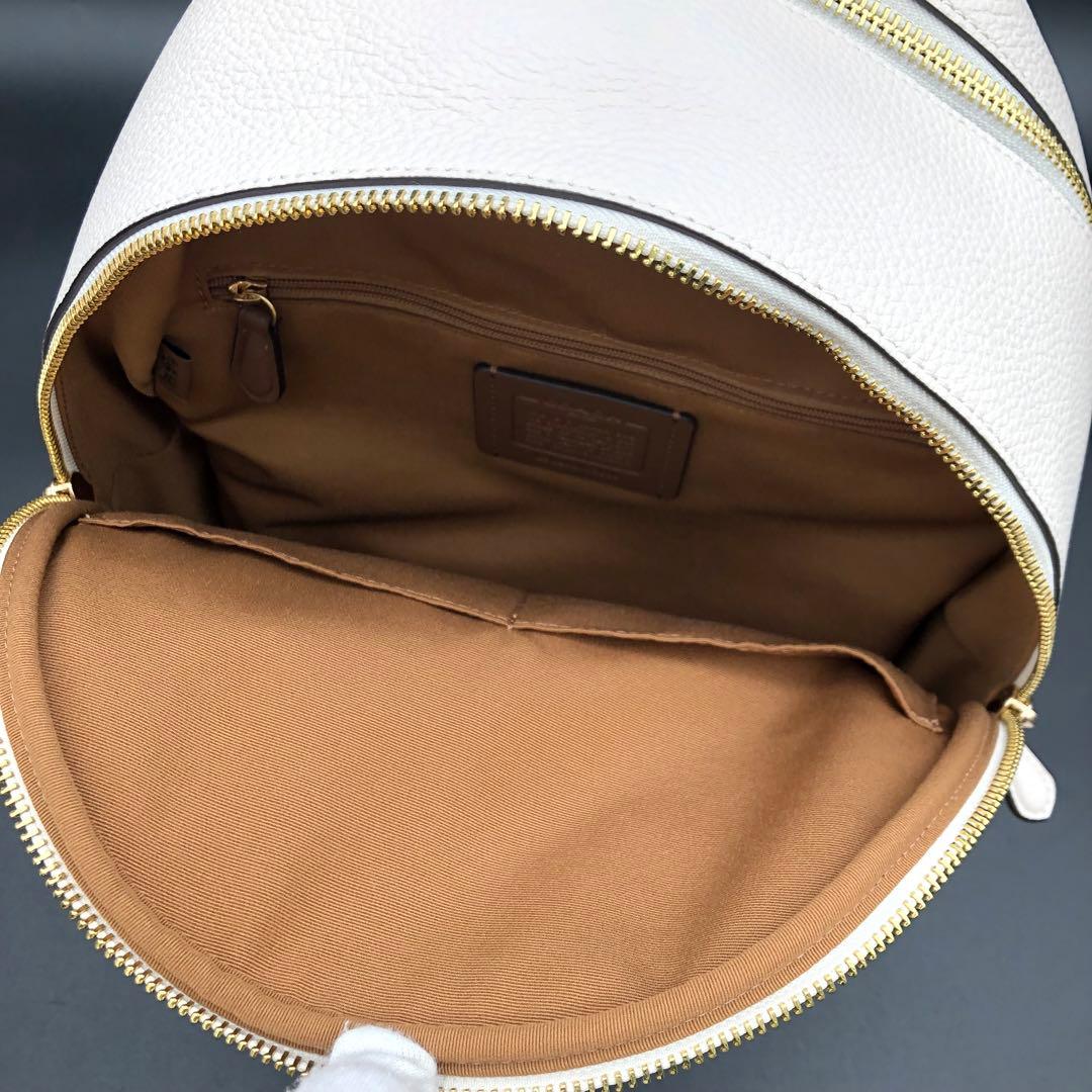R【新品未使用品】コーチ　COACH ベージュ　レザーリュック