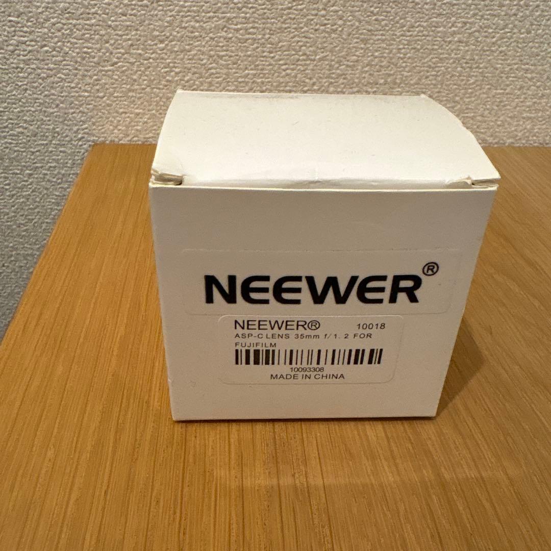 単焦点レンズ NEEWER 35mm f1.2
