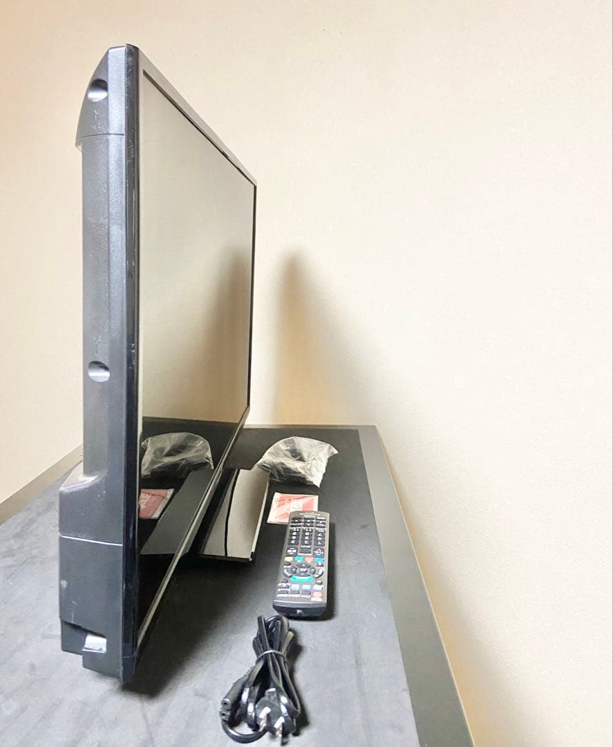 今だけ優待価格】Panasonic TH-32D305｜32V型（2017年製）