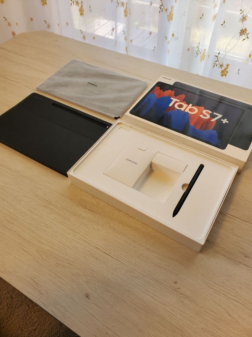 Samsung galaxy Tab S7+ 本体 純正スタンドカバー付き