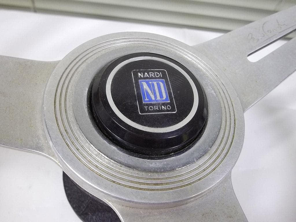 当時物！NARDI ナルディ クラッシック ウッドステアリング・ハンドル 365