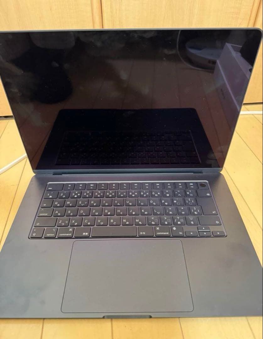 MacBook air ミッドナイト　M2チップ搭載