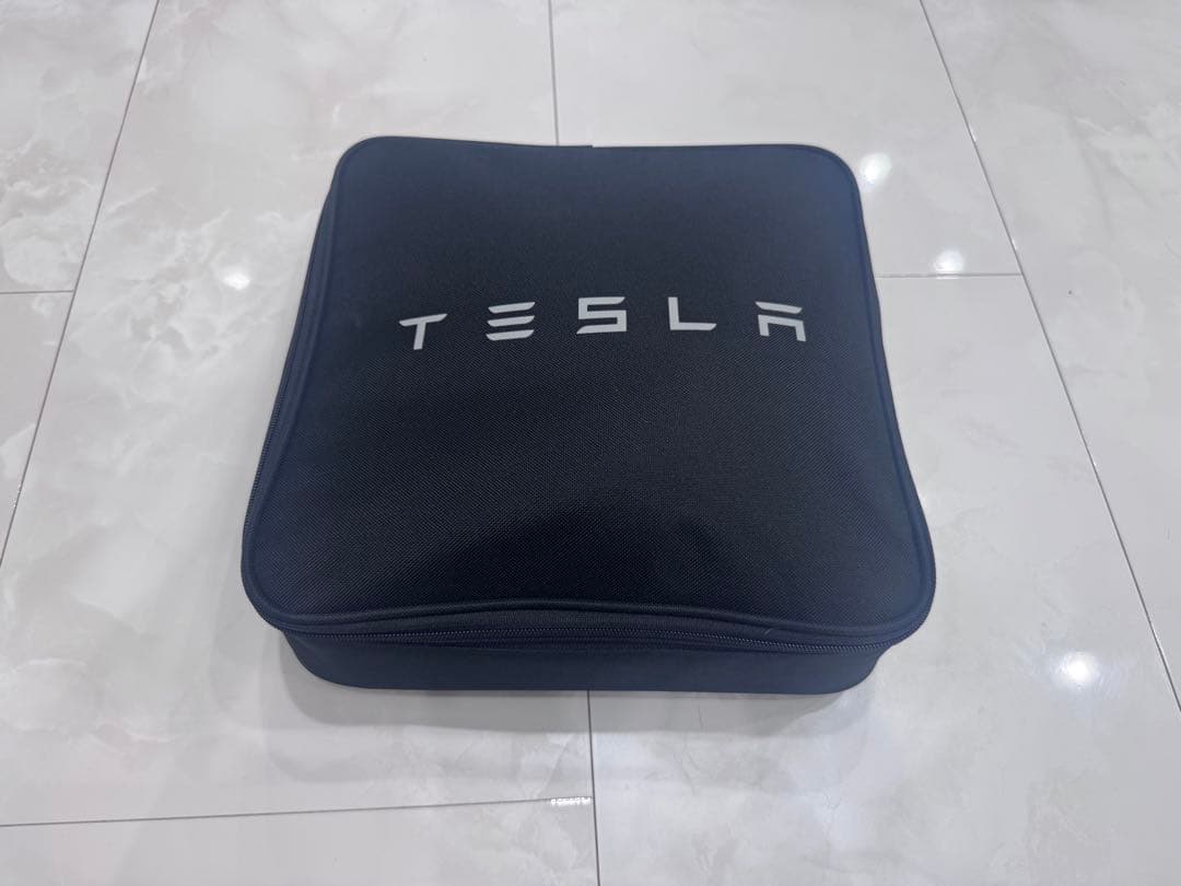 テスラ純正充電ケーブル　GEN II モバイルコネクター 充電ケーブル