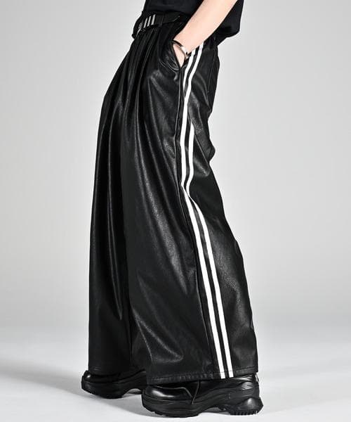 ADRER アドラー フェイクレザー セットアップ ジップパーカー ワイドパンツ