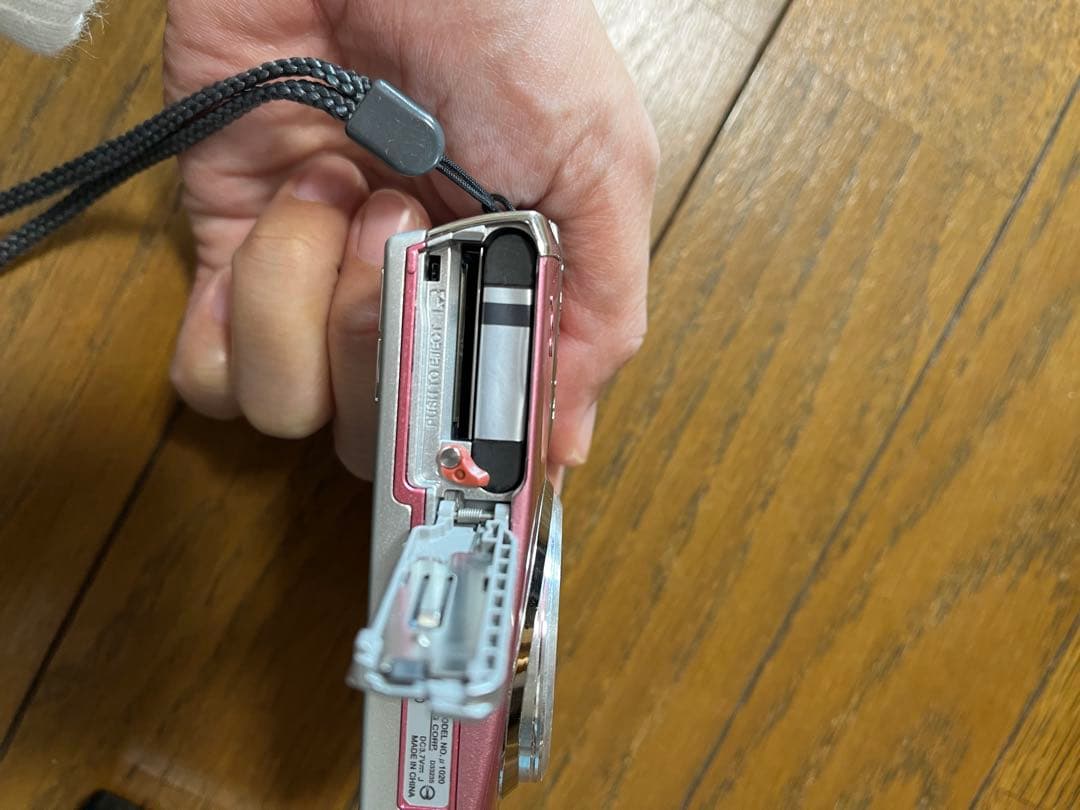 d*9様 【動作確認済】OLYMPUS μ1020 デジタルカメラ　ピンク