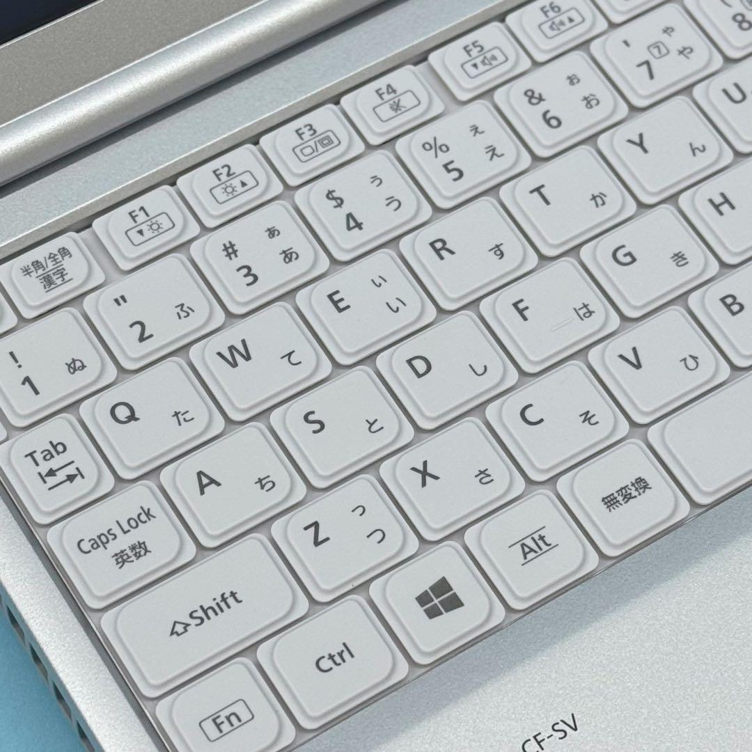 855 準美品 使用130時間 レッツノート SV9 i5 第10世代 8GB