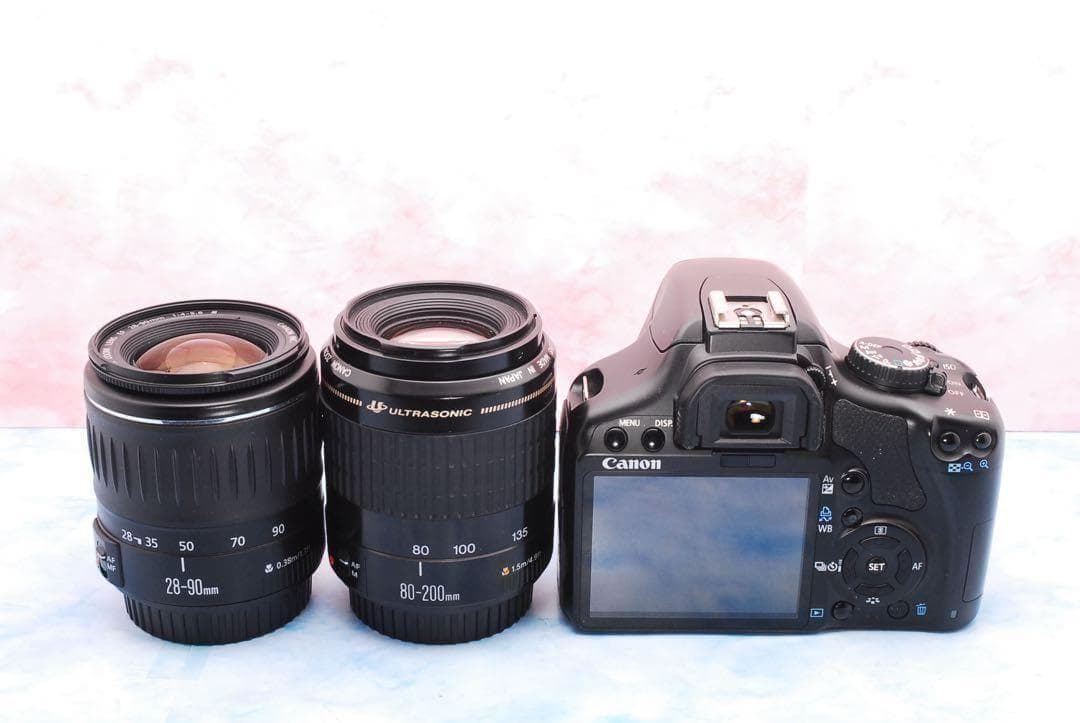 キャノン Kiss X2☆バッグ付☆望遠レンズ付Wレンズ☆一眼レフカメラ