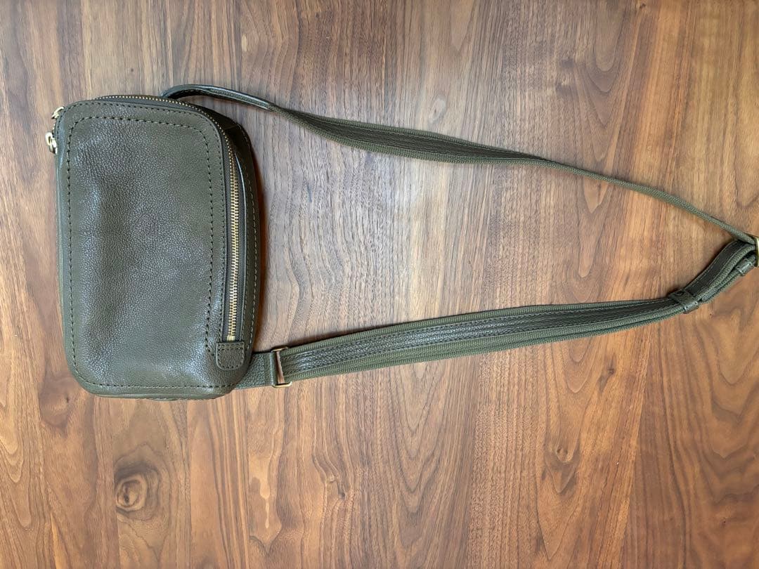 土屋鞄　トーンオイルヌメ ボディーポシェット　カーキグリーン