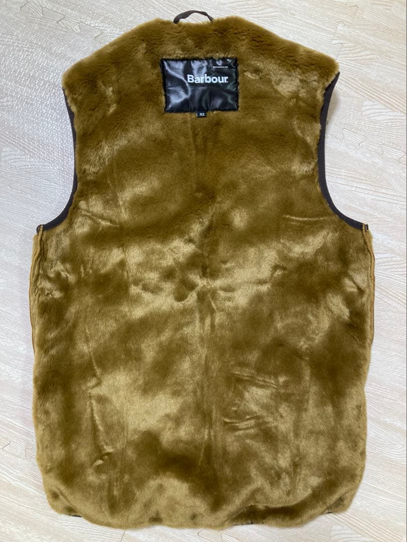 Barbour クラシック　ファーライナーベスト