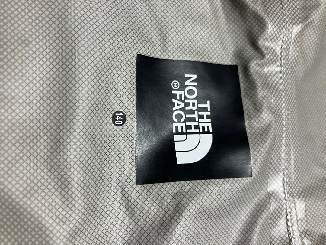 ノースフェイス、バックパック・ウインドブレーカー・ハーフパンツ３点