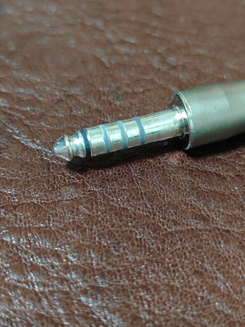 イヤホン WAGNUS. Zillion Sheep acqua