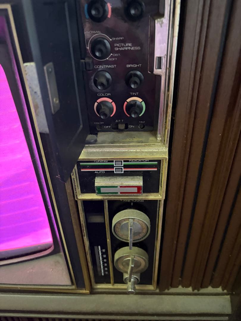 昭和レトロ 家具調ブラウン管テレビ 日立 コロンビア