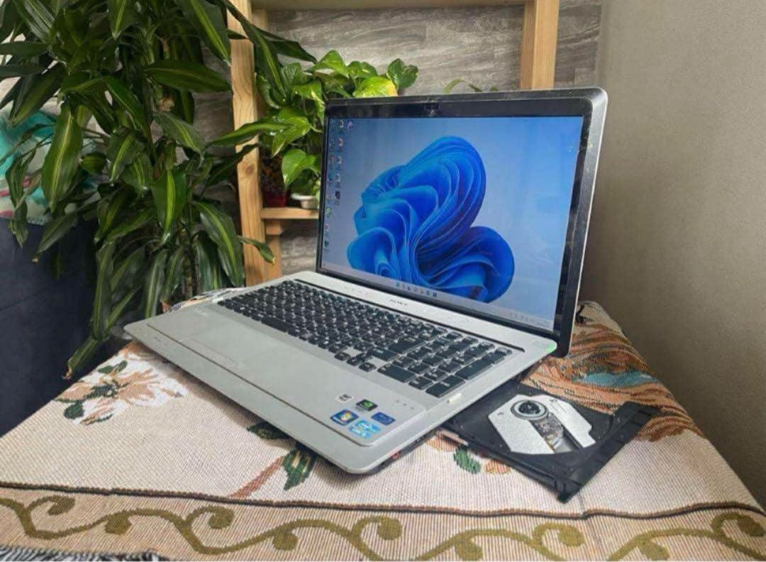 Sony 16.4型フルHD搭載　GPU：GT540搭載❗Windows11