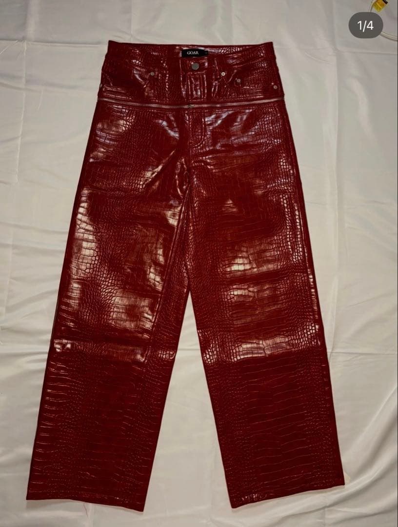 Goar archive レッド　M 一回着用のみ