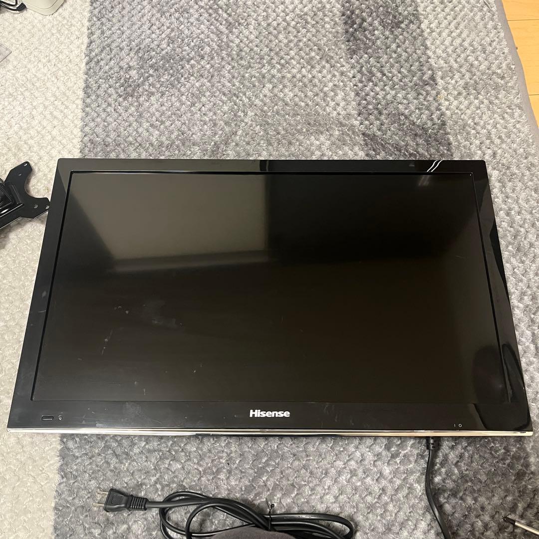 【モニターアーム付、ゲームにもおすすめ】Hisense 液晶テレビ 24インチ