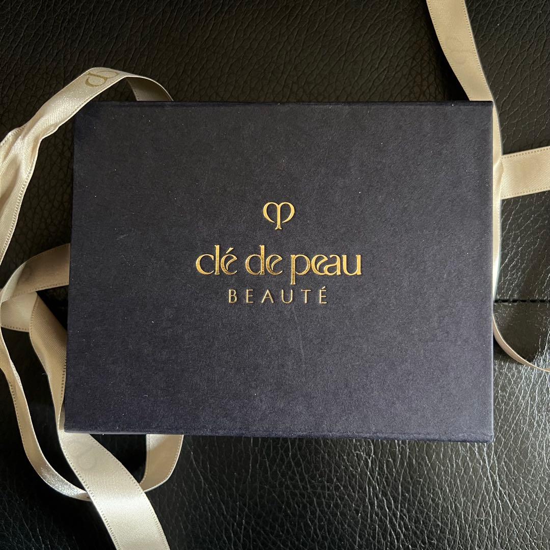 新品未開封 正規品 クレド ポー ボーテ レオスールデクラ 17 ハイライト