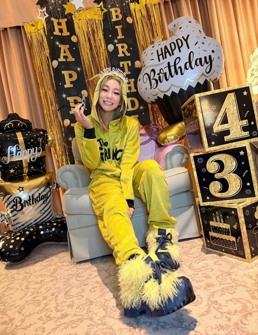 YELLO PLATFORM SHORT ショートブーツ　シューズ　ファー