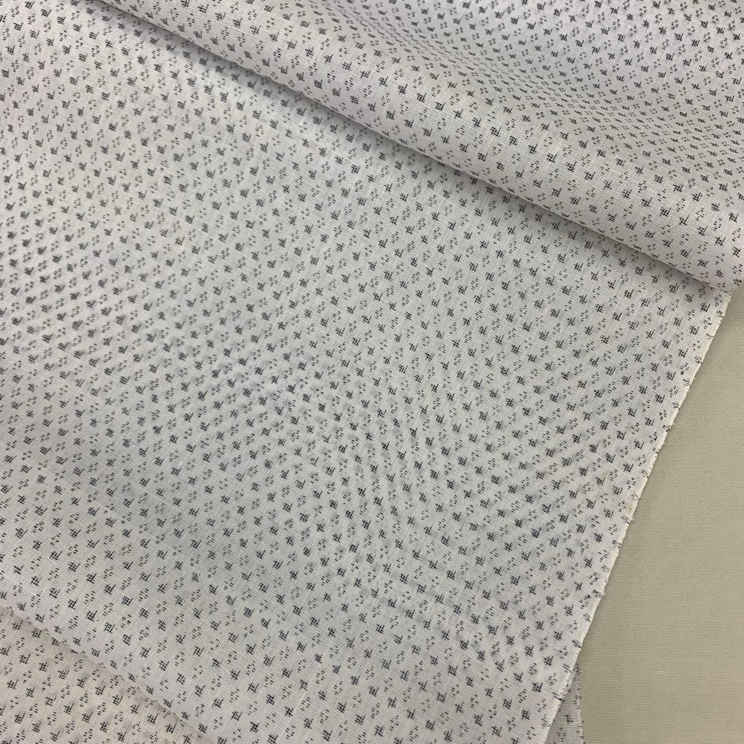 特撰綿麻織物　　女物浴衣　花織柄　小千谷絣織　反物　　白地　シンプル　夏物　3