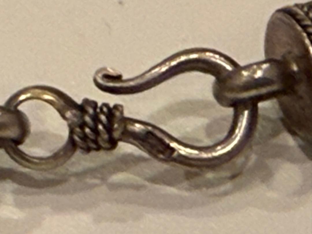 シルバー装飾チェーンネックレス