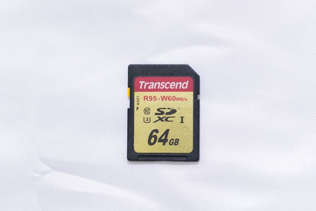 美品　LUMIX G7 ボディ バッテリー SDカード64G 外部電源付き