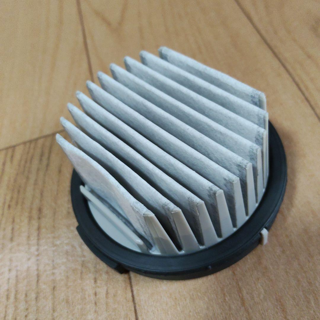 超軽量1.0kg/美品・完品/東芝 VC-CLW33/コードレスクリーナー白