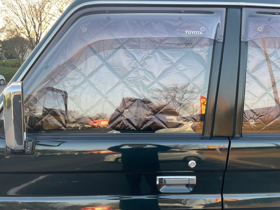 70系ランクルマルチシェード全窓分セット！株式会社アイズ正規品！