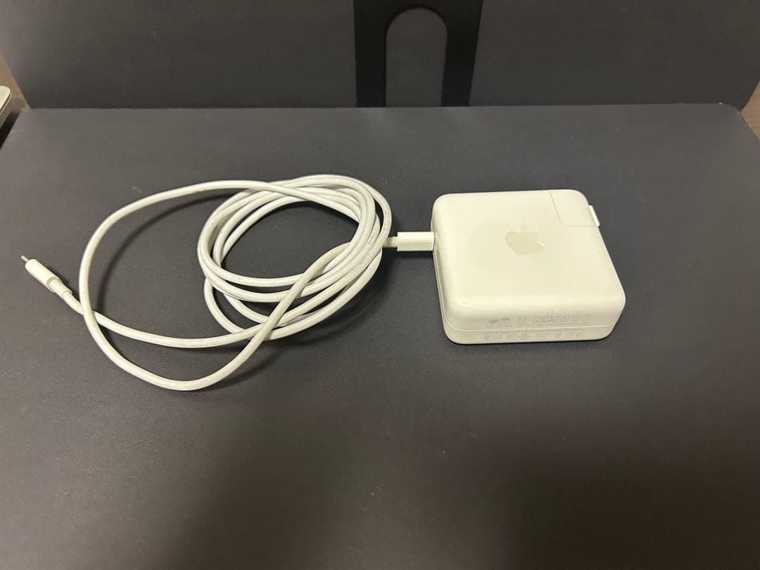 MacBook Pro 13インチ i5 8GB 256GB 初期化済 純正