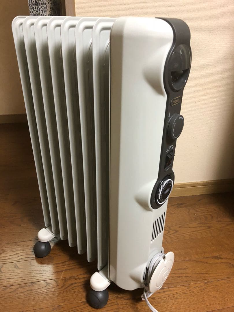 デロンギ オイルヒーター 中古