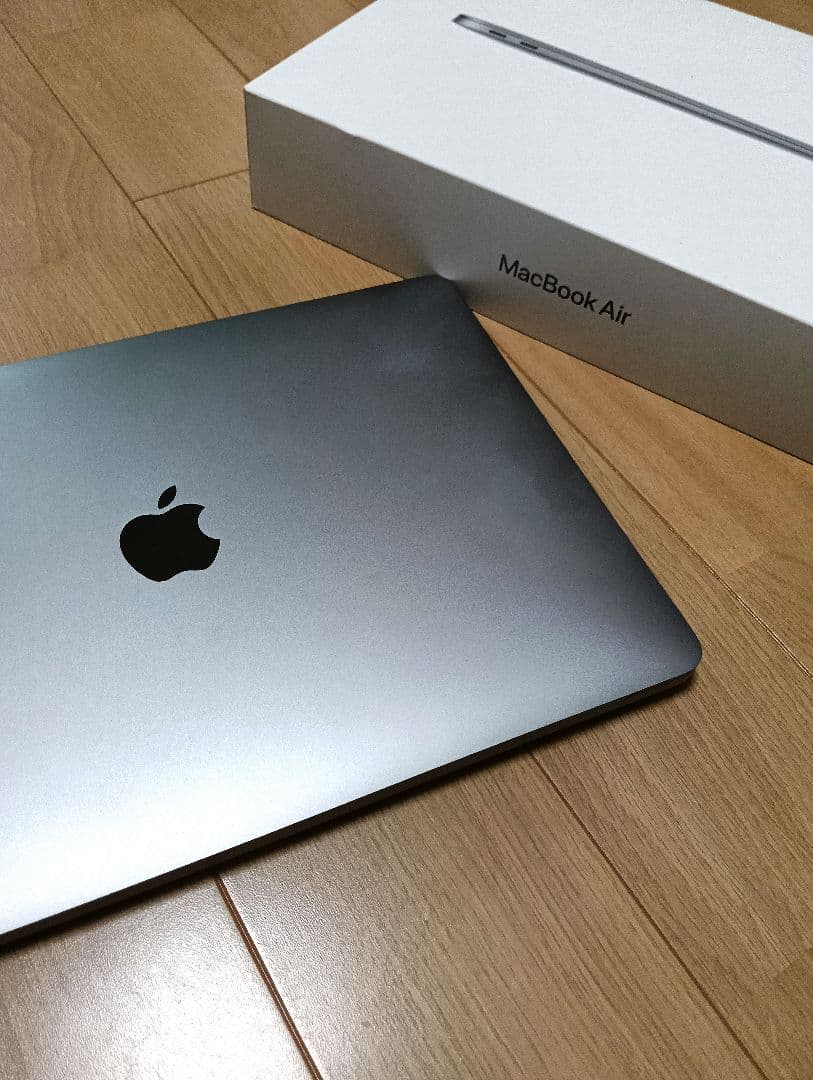 【送料無料】Apple MacBook Air M1 箱、充電ケーブル付