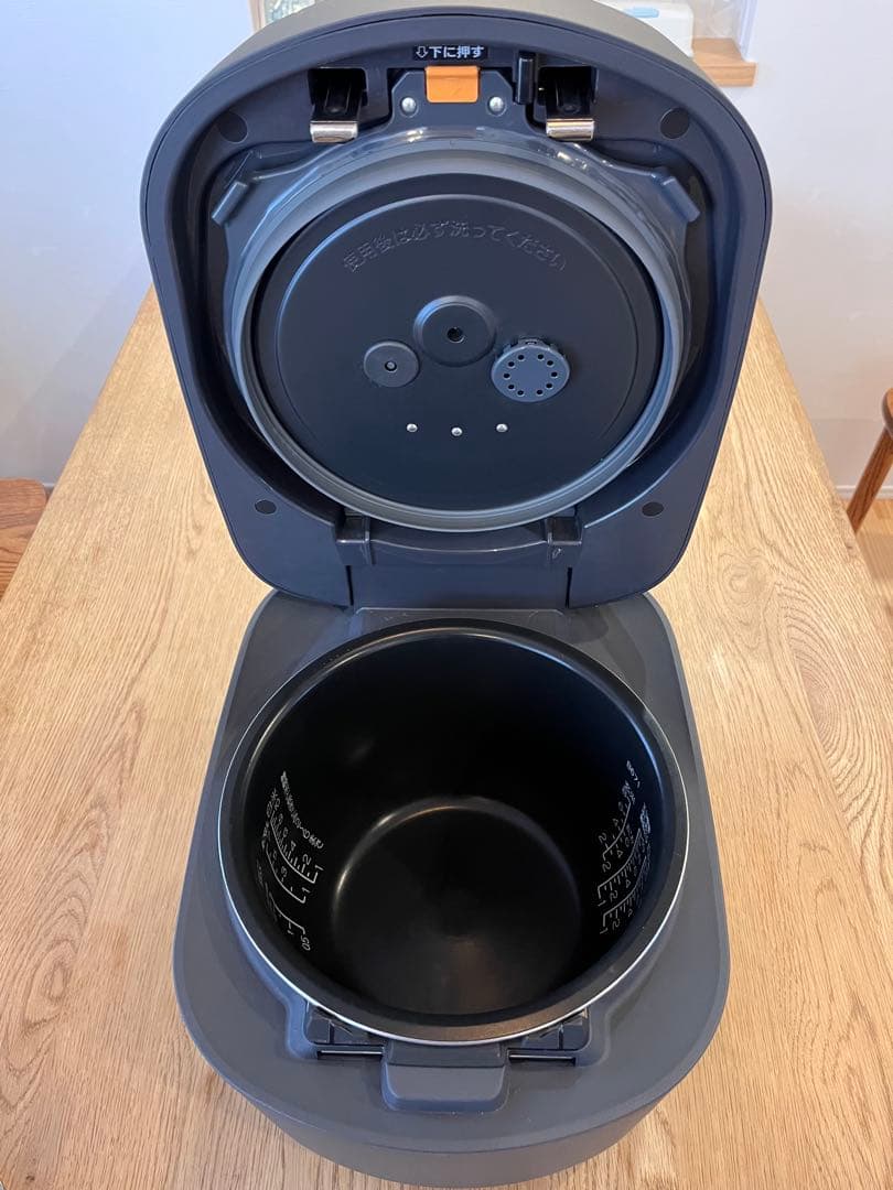 象印 炎舞炊き 圧力IH炊飯ジャー 1升 NW-NA18-BZ 2024年製