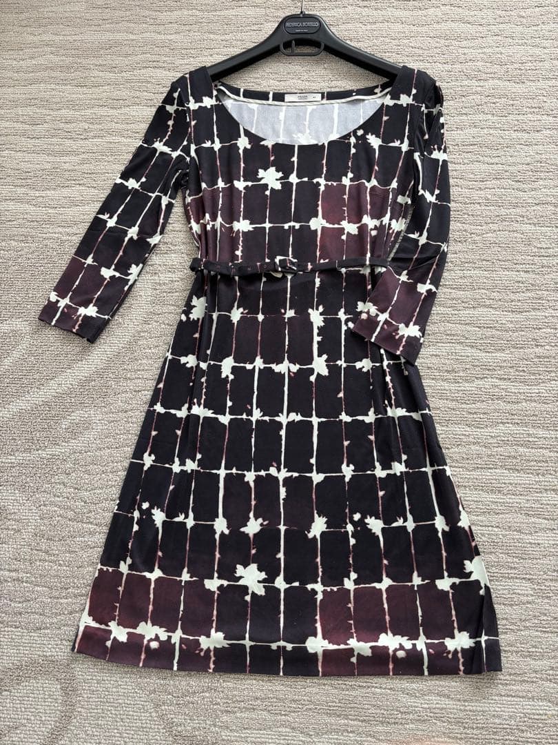 極美品PRADA シルク100%ストレッチワンピース 42
