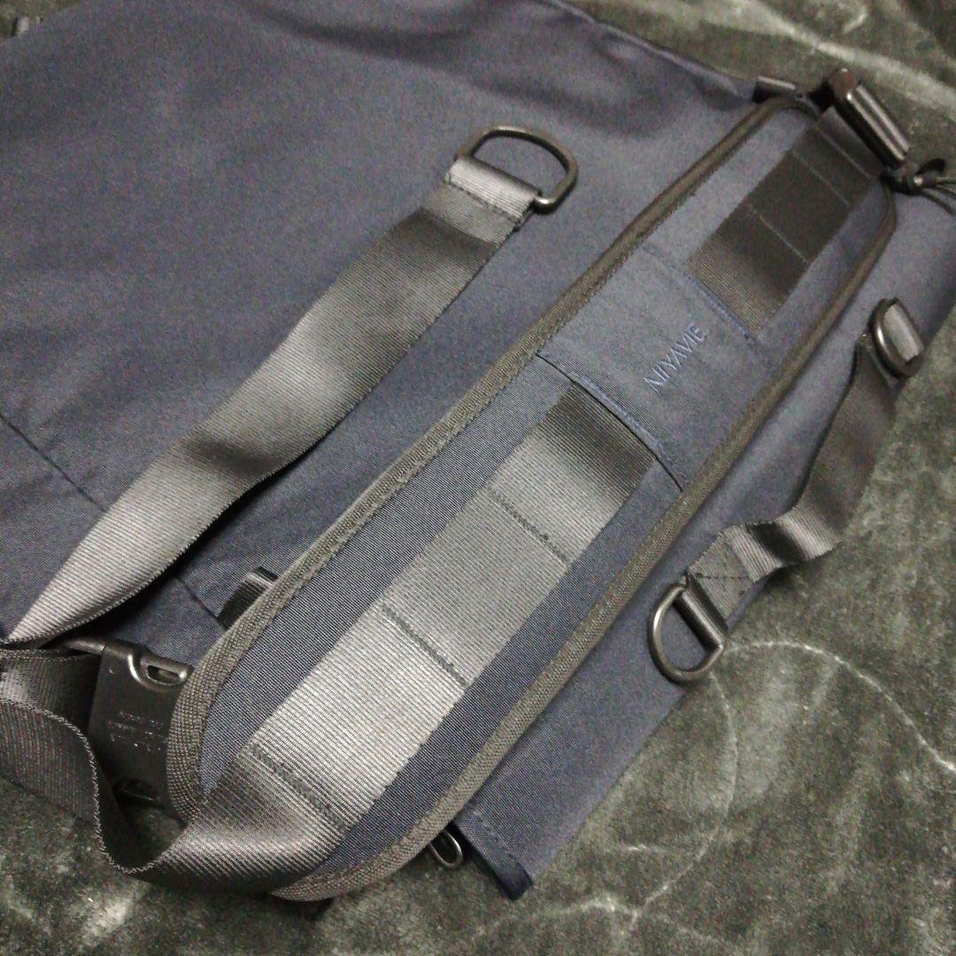マ*8様 WHITEÂGEホワイタージュ MOD.NAVY Messenger