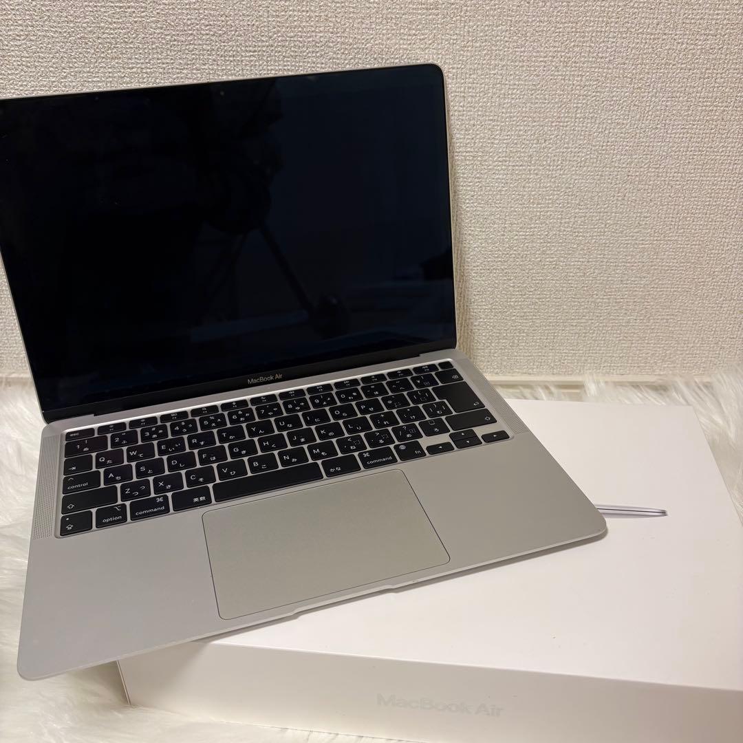 MacBookAir 13inch 8GB / 256GB 値下げ交渉可