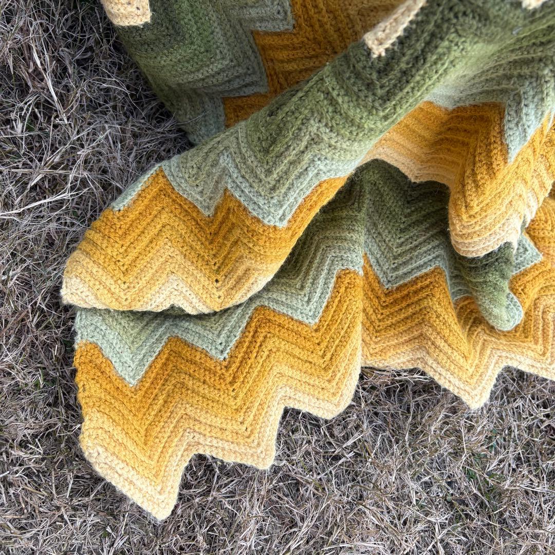 【USA vintage】グラニーブランケット ギザギザ 膝掛け ラグ