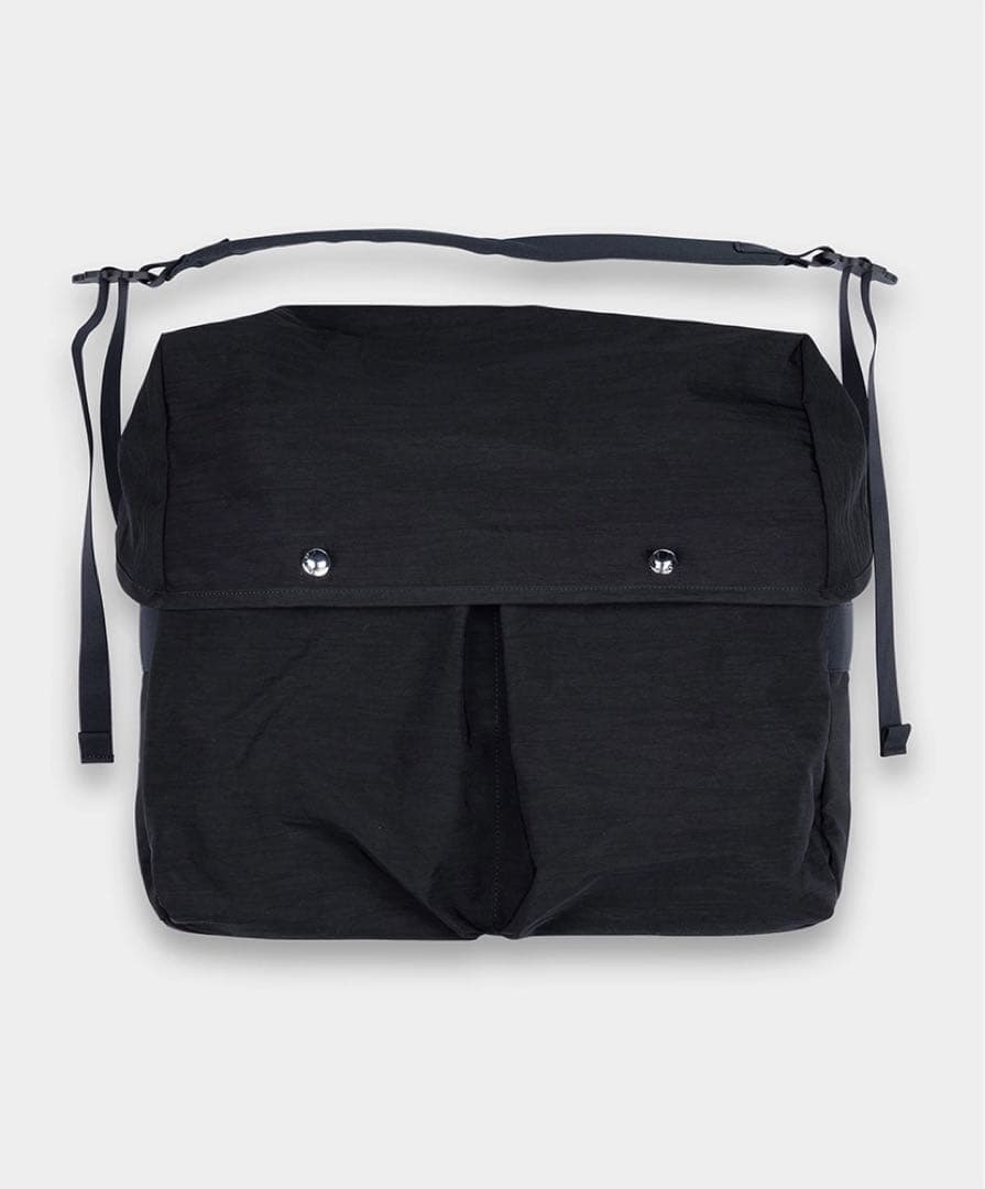 バッグ MAN-TLE R17G2 Black Nylon Chrome