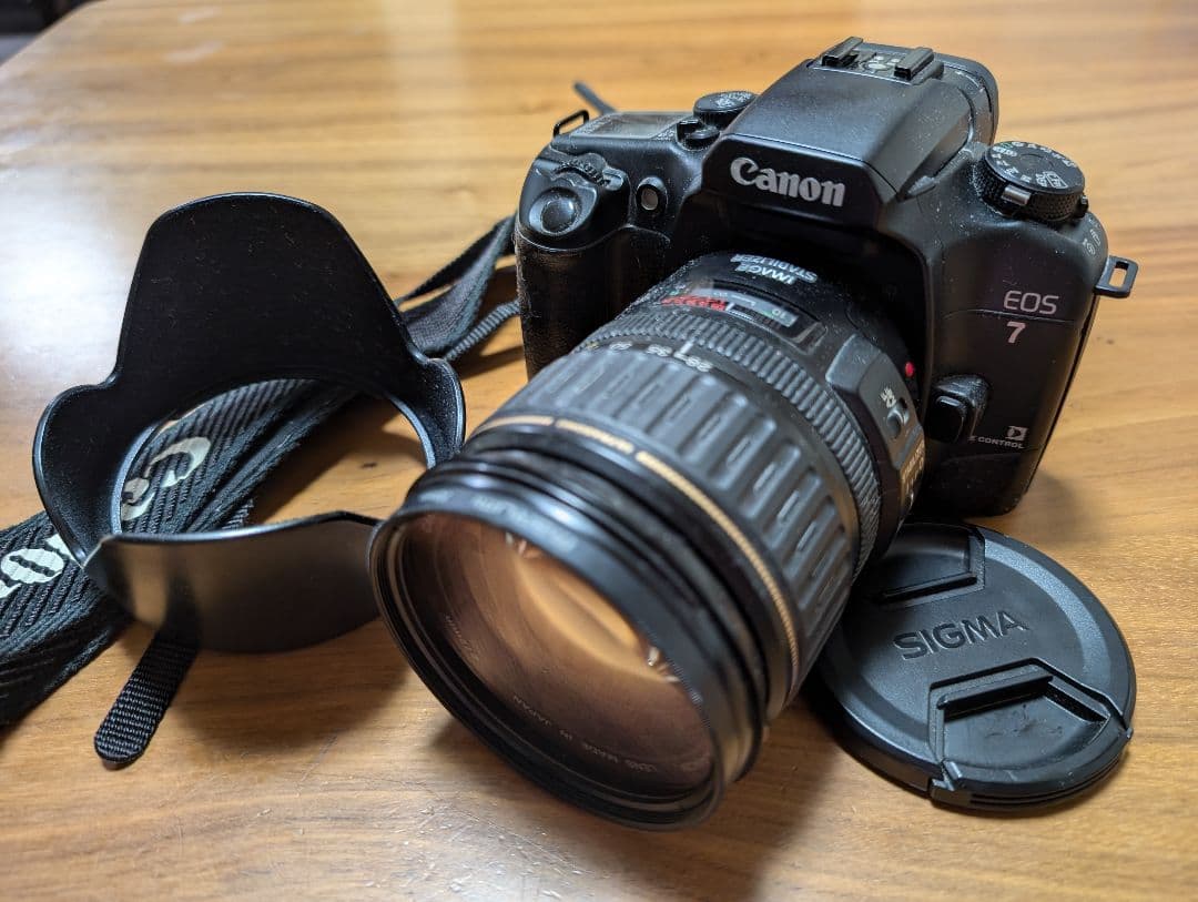 Canon一眼レフ　EOS7　Canonレンズ28-135　セット