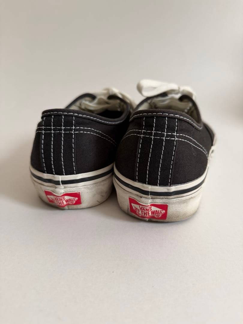 【廃盤】VANS Authentic アナハイム 27.0cm 黒　即発送