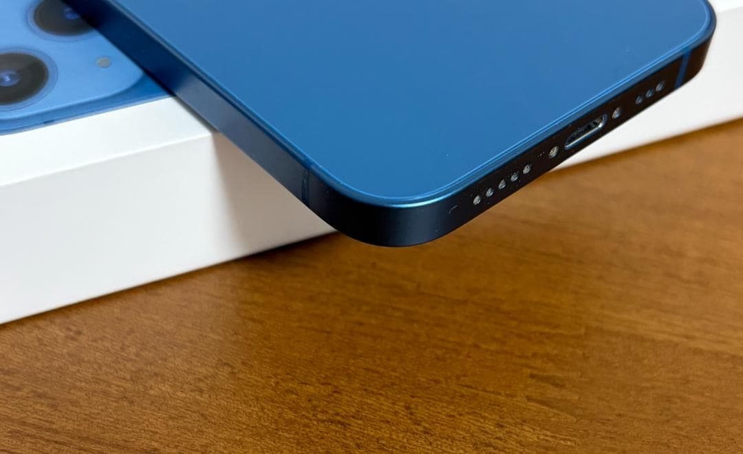 【美品】iPhone 13 本体 256GB ブルー SIM フリー