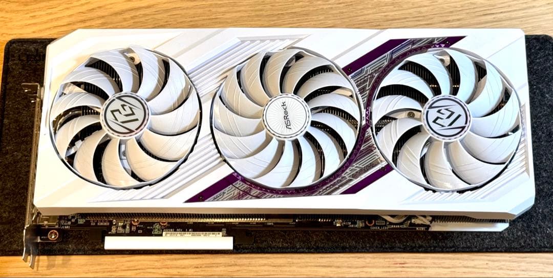 ASRock Radeon RX 7900 XT OC 20GB ホワイト