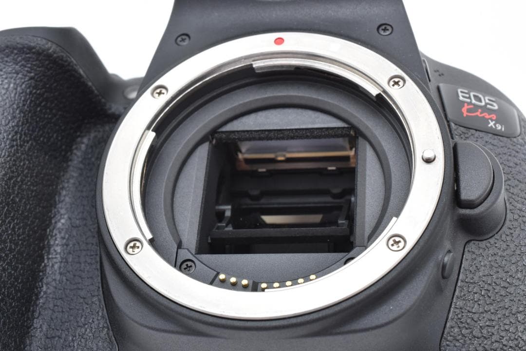 ■ほぼ新品■ キヤノン　Canon EOS kiss X9i ダブルレンズキット