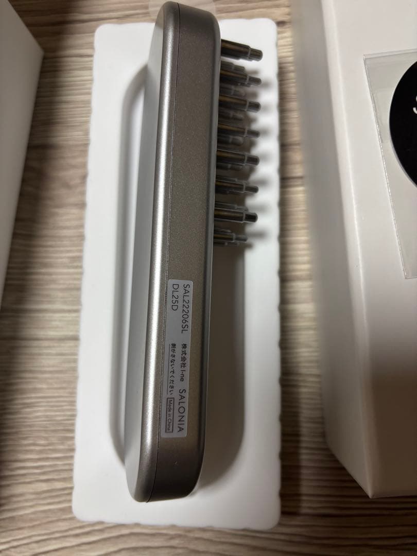 ⭐︎ichia⭐︎SALONIA EMSリフトブラシ シルバー