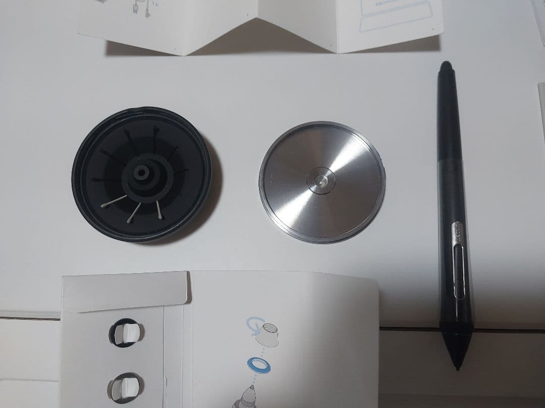 Wacom Intuos Pro ペンタブレット 本体 PTH-660/K0