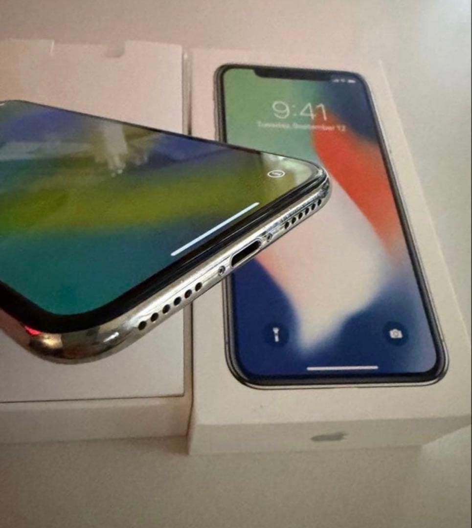 [美品]iPhoneX シルバー　スマートフォン 256GB SiMフリー 完品